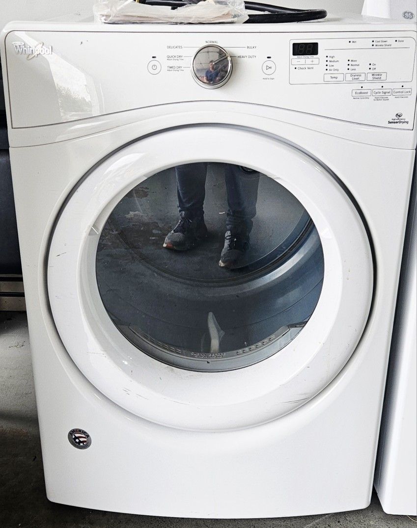 Whirlpool Washer and Dryer Set