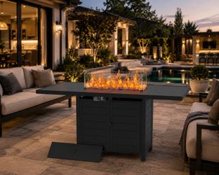 Pizzello Passione fire pit table features a 50,000 BTU heat output and a removable lid to convert it into a dining surface