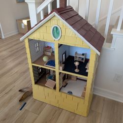 Custom Handmade Dollhouse 