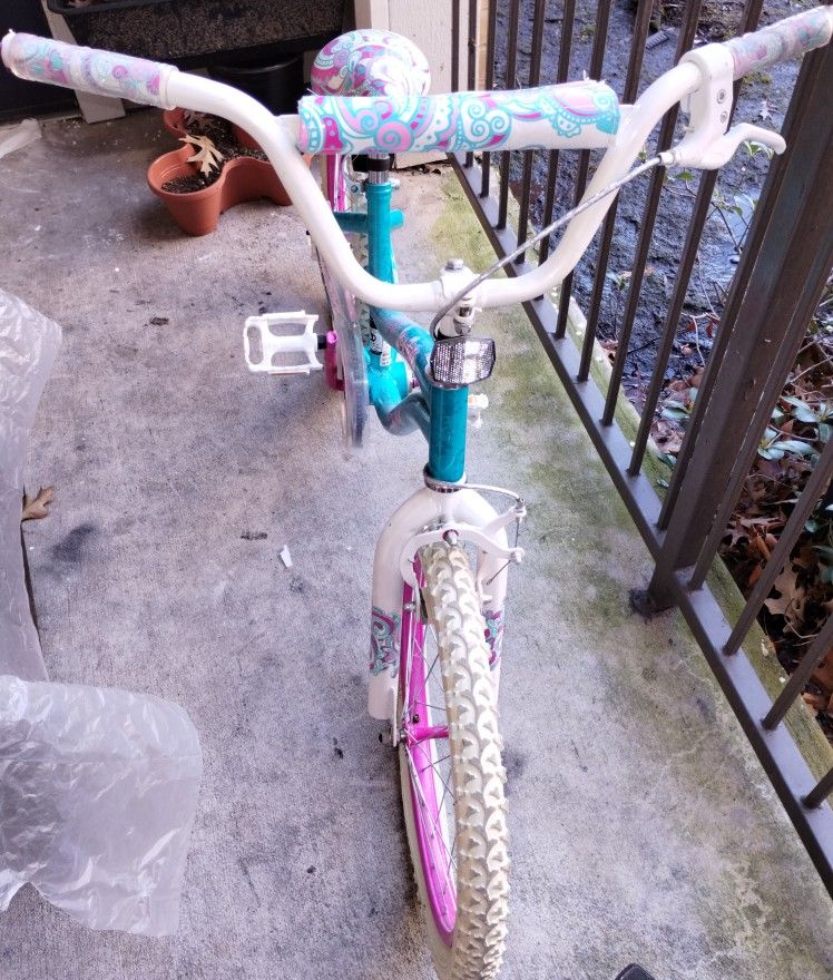 Next Girls 18'' Training Wheels Misty Kids' Bike