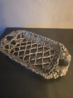 Brand New Arthur Court Servingware