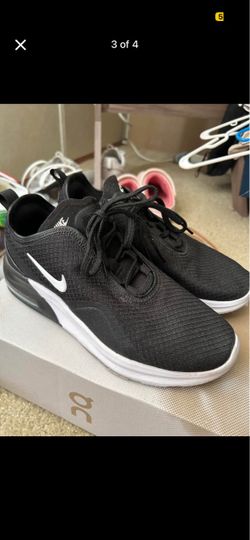 Nike Women’s Air Max
