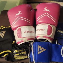 Trideer Pro Grade Boxing Pink 12 oz Gloves Men/Women Kickboxing Gel Sparring Training Gloves & Wraps
