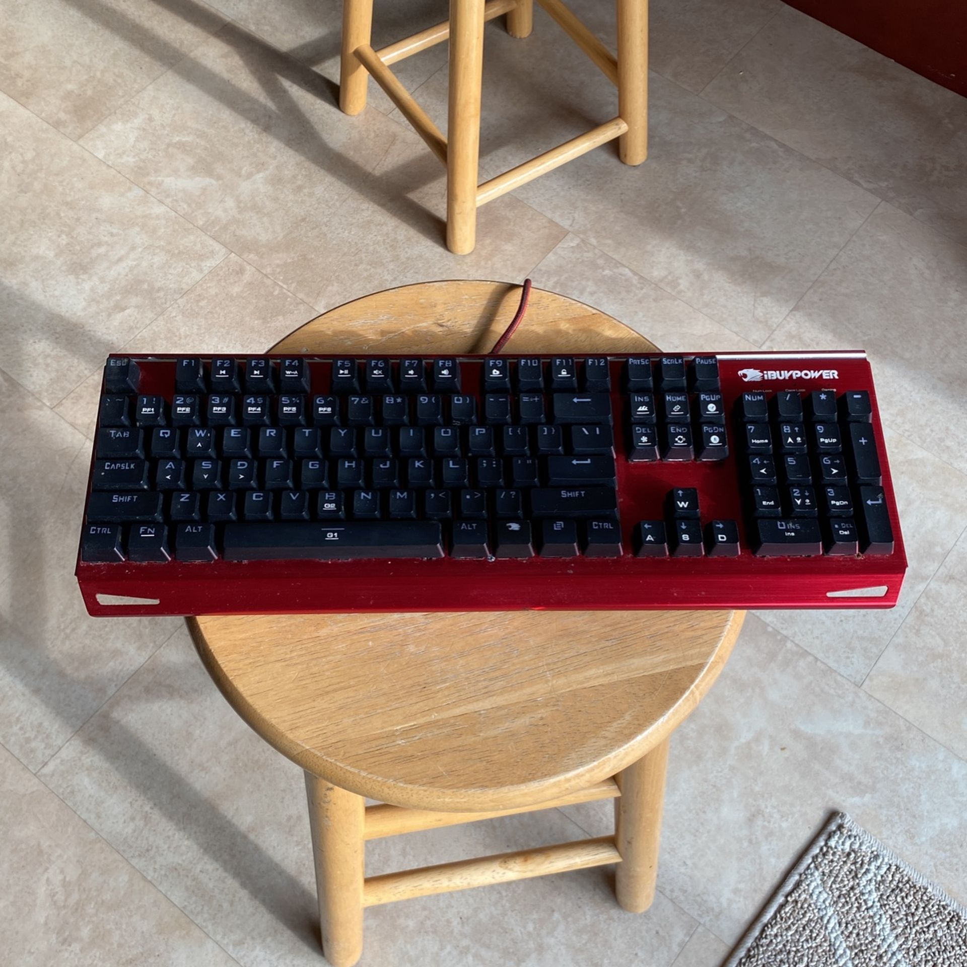 iBUYPOWER MEK 2 RGB Mechanical Gaming Keyboard, Lights Up 