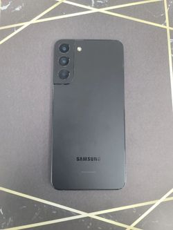 Galaxy S22 Plus 5G 6.6" (Unlocked) 128GB Phantom Black - 90 day warrnaty included!