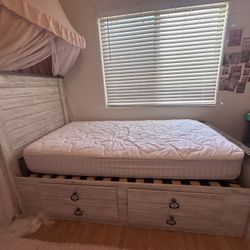Kids Twin Bed