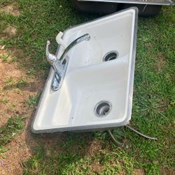 Metal White Kitchen Sink