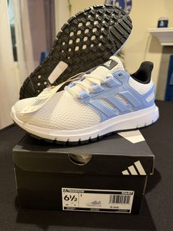 New Adidas Women’s Sz 6.5