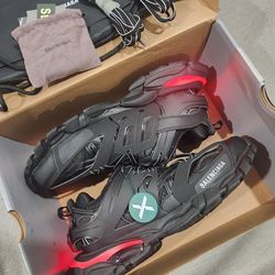 Balenciaga tracks led size 10 us