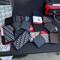 Wallets Men And Women Brand New