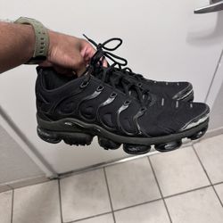 Nike Vapormax PlusBlack Size 13. Meet Up Only