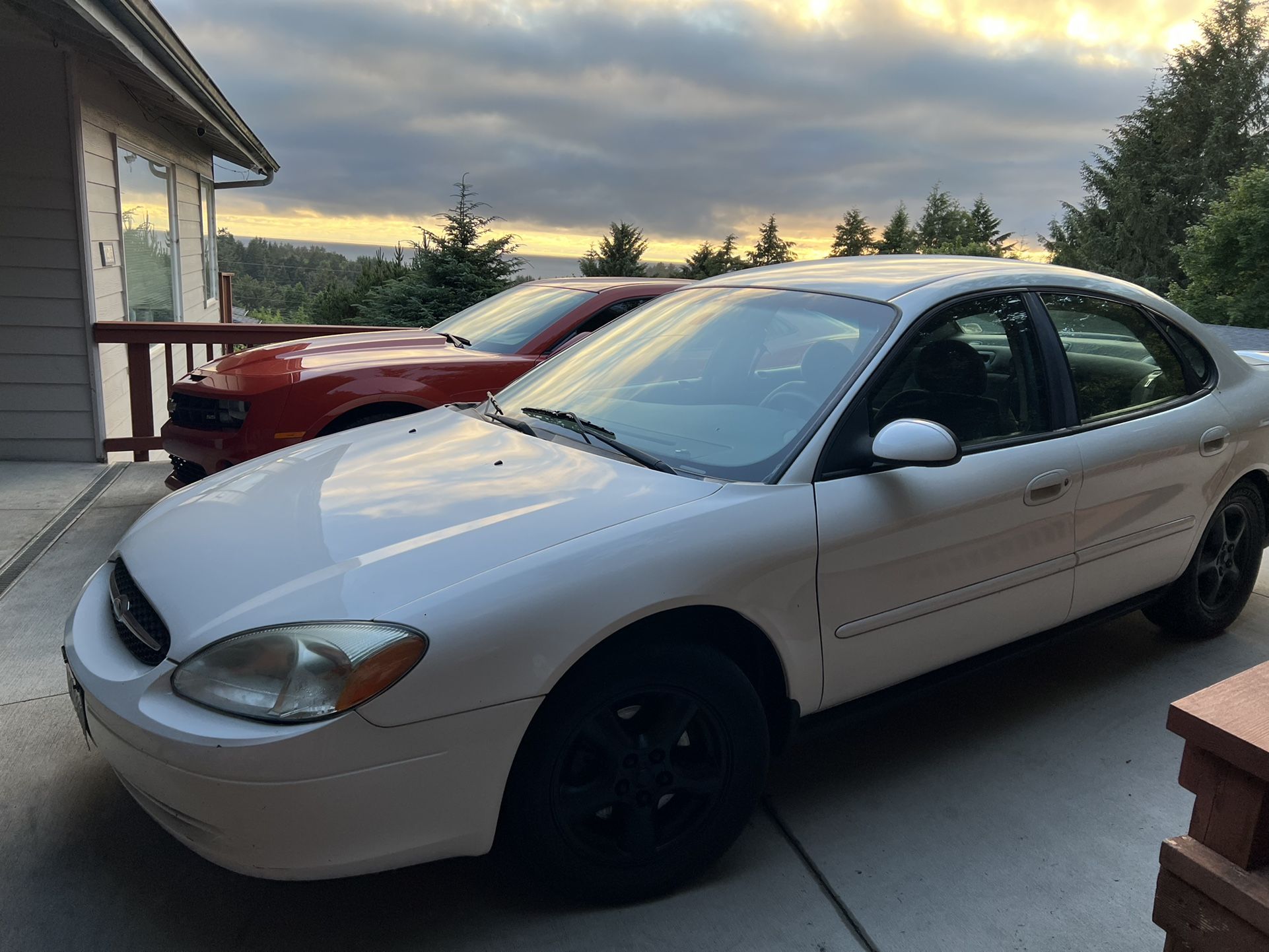 2003 Ford Taurus