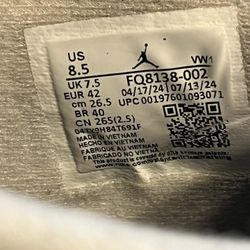 Authentic Retro Jordan 4 Size 8.5