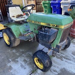 Yard Tractor John Deere 🦌 317 With Attachments 