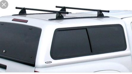 Yakima Camper Shell roofrack - Control Towers System