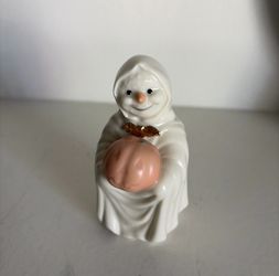 Lenox figurine