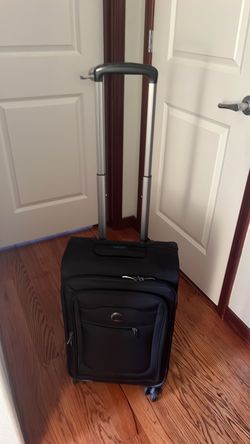Delsey Paris carry onLuggage, spinner wheels, travel bag