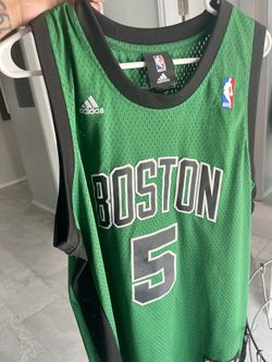 Boston Celtics Size M