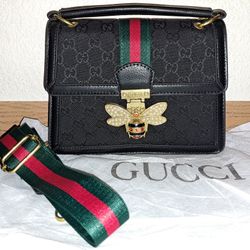 Gu.cci Handbag 