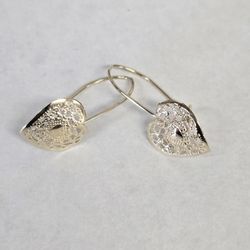 14kt Gold Heart Earrings 