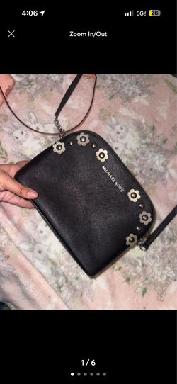 Michael kors crossbody