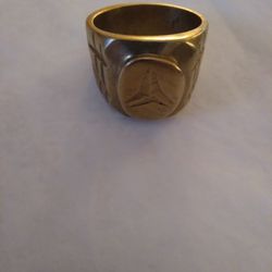 18 Gold Plated Mercedes Ring Size 10
