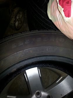 2 Tires 225/60R18 85% life on them