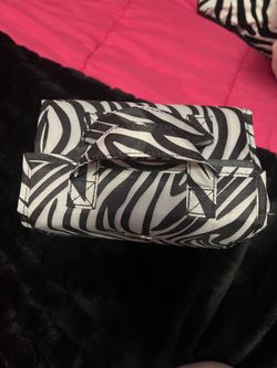 Y2K vintage hanging makeup organizer