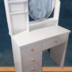 WHITE VANITY WITH STOOL .GREAT CONDITION!