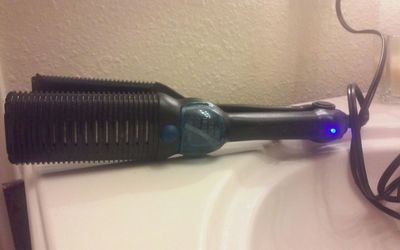 Maxius Maxiglide MX-597 Flat Iron with Steam Burst Technology