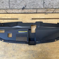 2020,2021,2022 Nissan Rogue Sport Radiator Support Cover