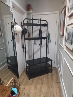 Shoe and coat rack