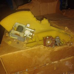 Box of ratcheting switch relays