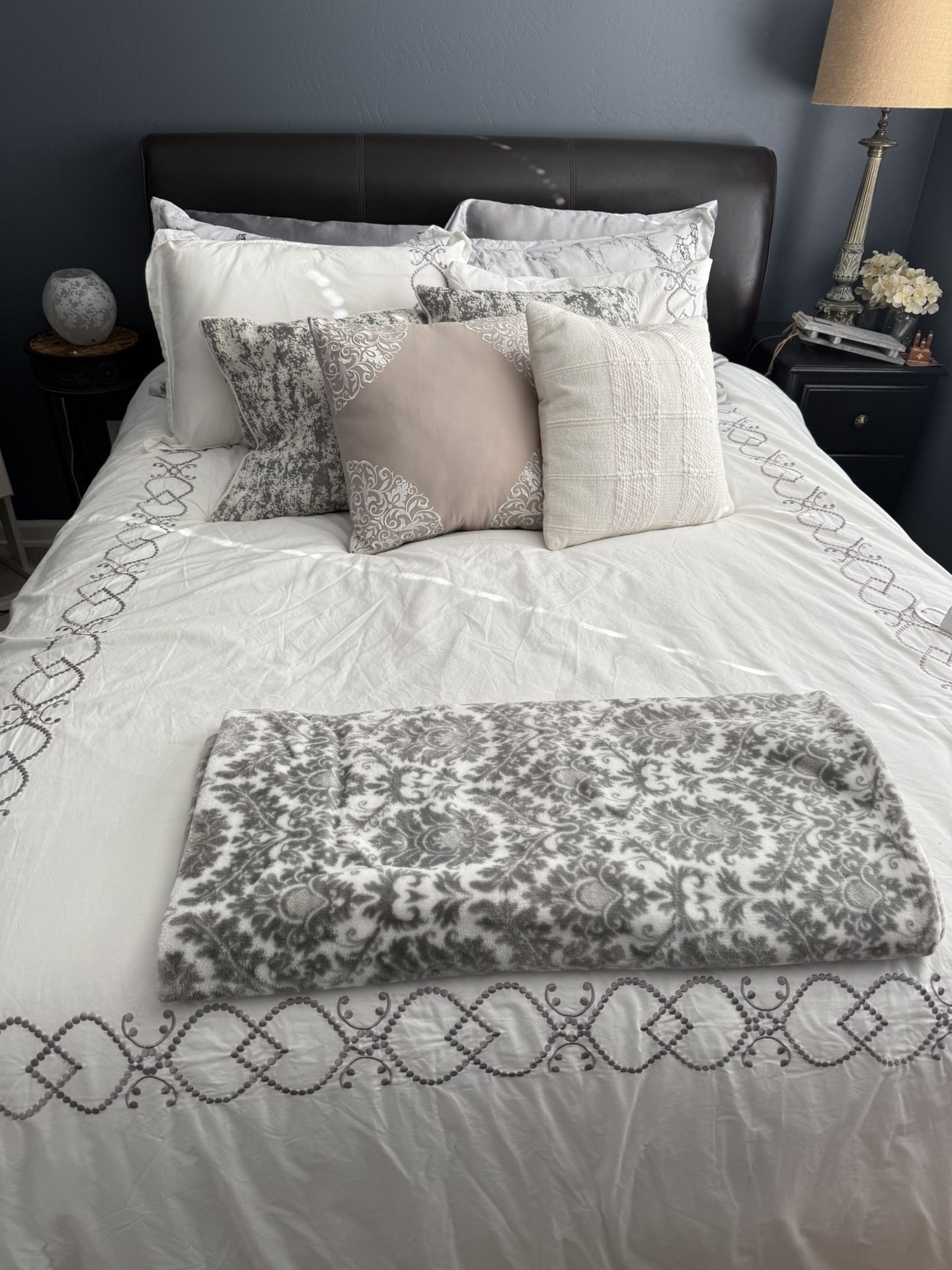 Full Size Bed, Frame And Headboard