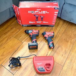 Milwaukee 12 Volt Kit Everything For Only $200