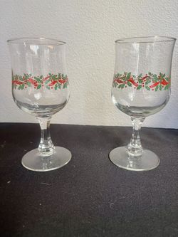 ❤️JUST REDUCED❤️ESTATE SALE❤️ Vintage Holiday Stemware Just In Time For Christmas🎅✨