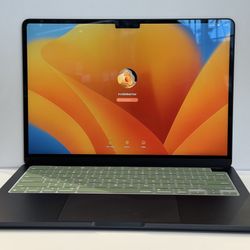 MacBook Air 2022 13 In M2