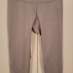 Women's Old Navy Active Light Gray Leggings Size Medium  Petite