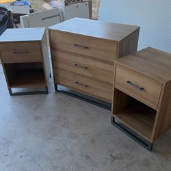 Bedroom Furniture set 