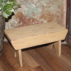 Rustic Distressed Primitive Farmhouse Wood Plant Stand Stool Decor Riser