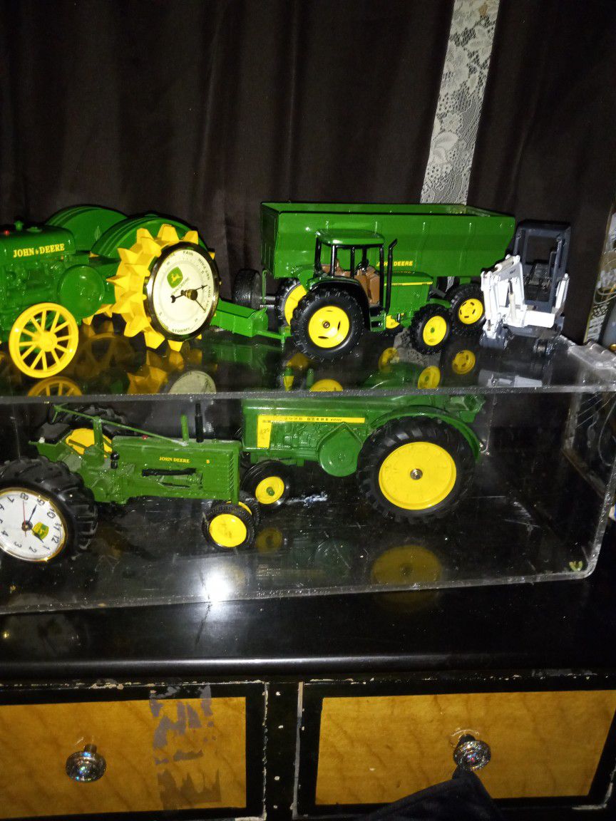 John Deere Barometer And Clock And 3 Other Tractors Of Different Size And Type