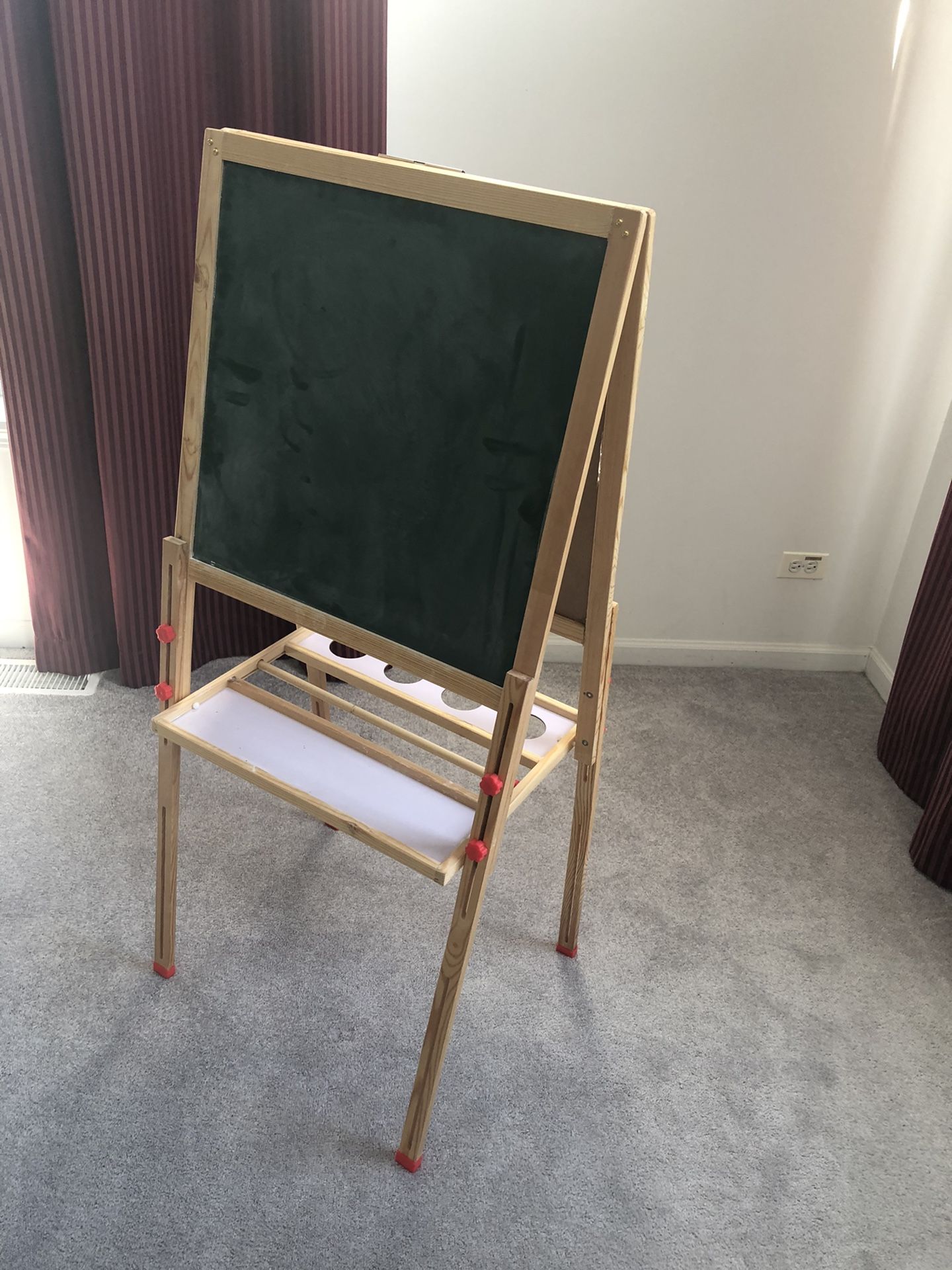 Easel