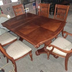 Solid Wood Table 6 Chairs Extra Leaf 