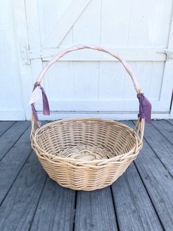 Large round wicker basket