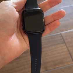 Apple Watch 2nd Gen SE 