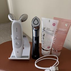 Medicube Age-R Beauty Device Set – Facial Toning & Booster Gel Bundle