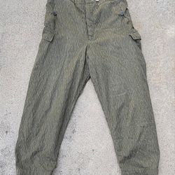 Vtg East German Military Camo Cargo Pants
