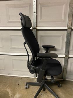 Steelcase Leap V2 Office Chair with Headrest