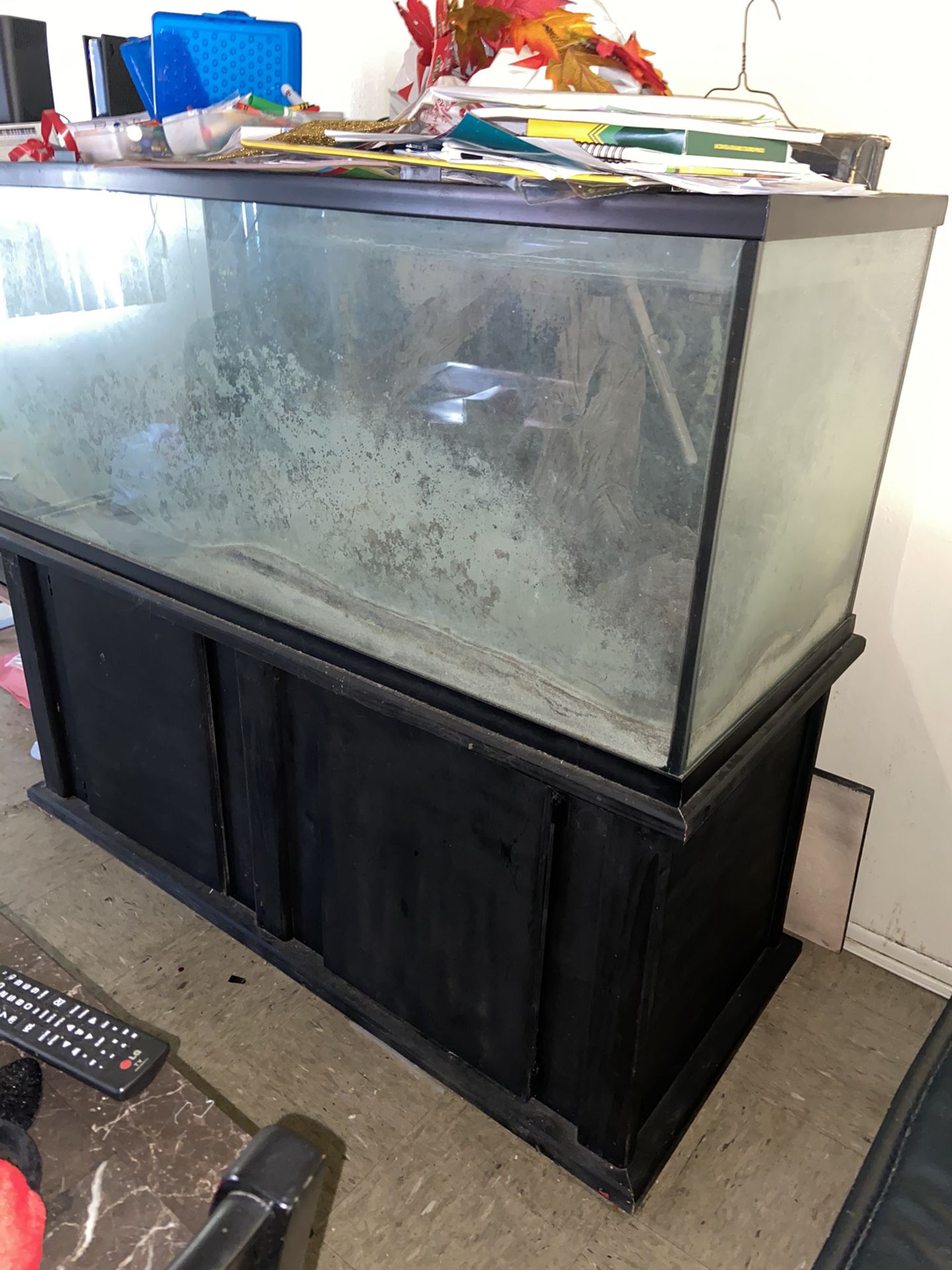 150 gallon fish tank and stand