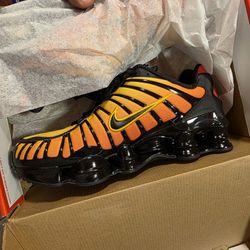Nike SHOX 